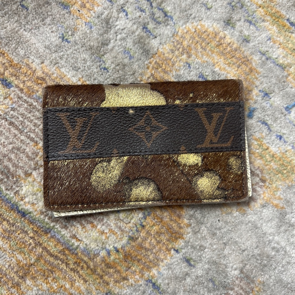 Cowhide Louis Vuitton cardholder